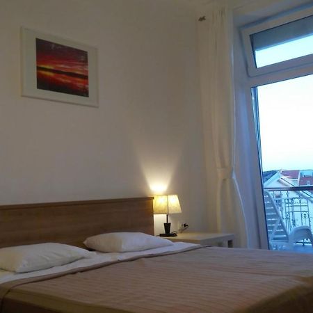 Apartmani Lela Selce Eksteriør bilde