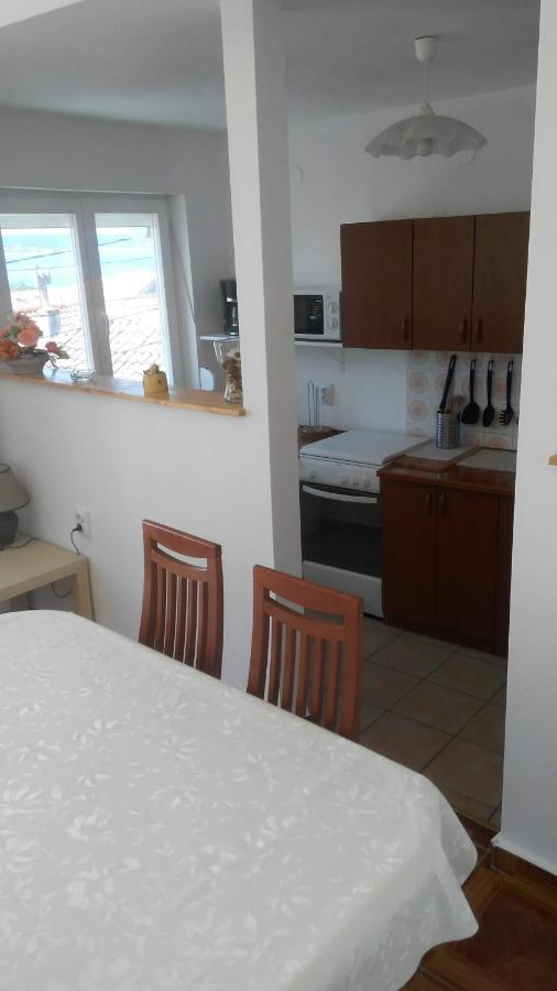 Apartmani Lela Selce Eksteriør bilde